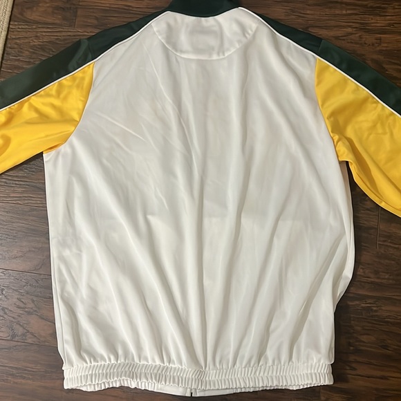 Green Bay Packers Embroidered NFL jacket - Picture 3 of 10